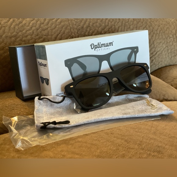 Sunglasses โ Matte Black, Beckham by Optimum Optical - Picture 15 of 16